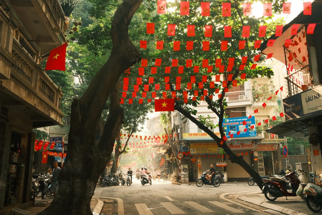 Tự ý mở rào chắn đường sắt khi đã đóng: Mức phạt mới nhất 2026 và hậu quả pháp lý 8 Tự ý mở rào chắn đường sắt khi đã đóng: Mức phạt mới nhất 2026 và hậu quả pháp lý
